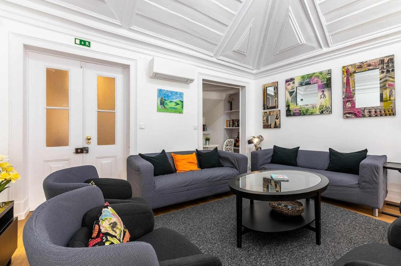 Bairro Alto Palace Special For Groups Up To 24 Guests Lisboa المظهر الخارجي الصورة