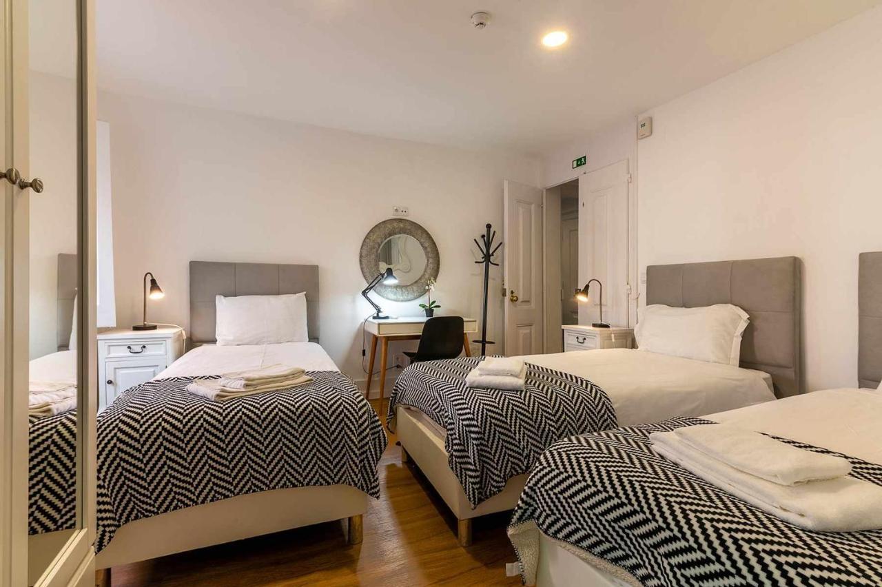 Bairro Alto Palace Special For Groups Up To 24 Guests Lisboa المظهر الخارجي الصورة