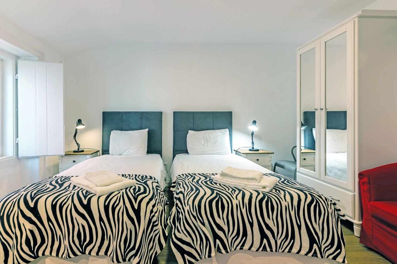 Bairro Alto Palace Special For Groups Up To 24 Guests Lisboa المظهر الخارجي الصورة