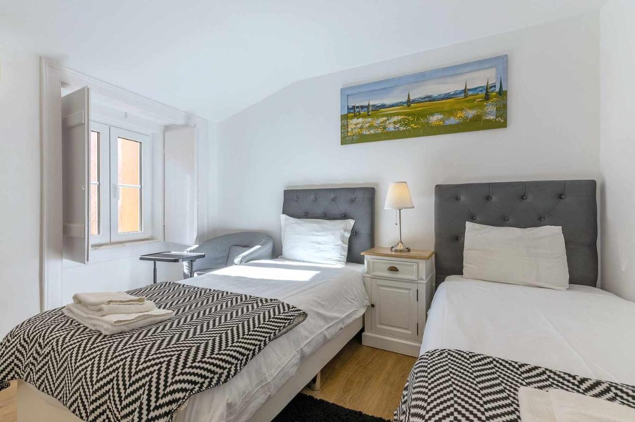 Bairro Alto Palace Special For Groups Up To 24 Guests Lisboa المظهر الخارجي الصورة