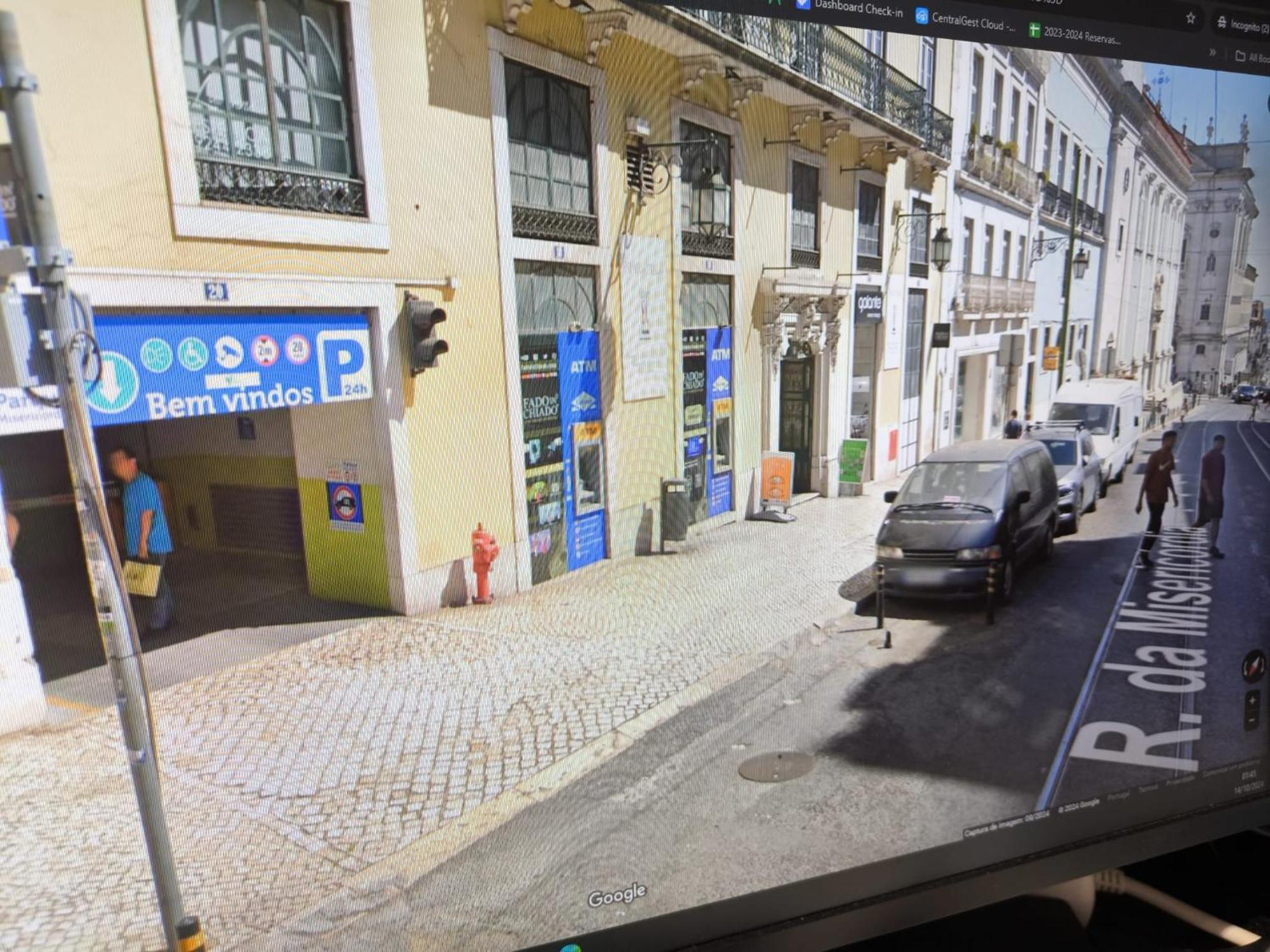 Bairro Alto Palace Special For Groups Up To 24 Guests Lisboa المظهر الخارجي الصورة